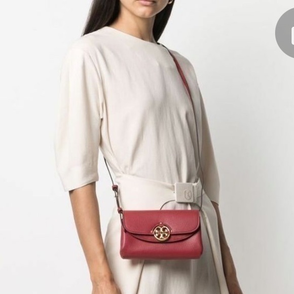 Tory Burch Handbags - Tory Burch miller wallet crossbody